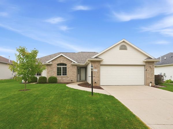 5322 Myanna Lane, Fort Wayne, IN 46835