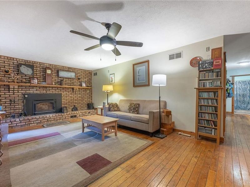 205 E Main Street, Medway, OH 45341 Photo 5