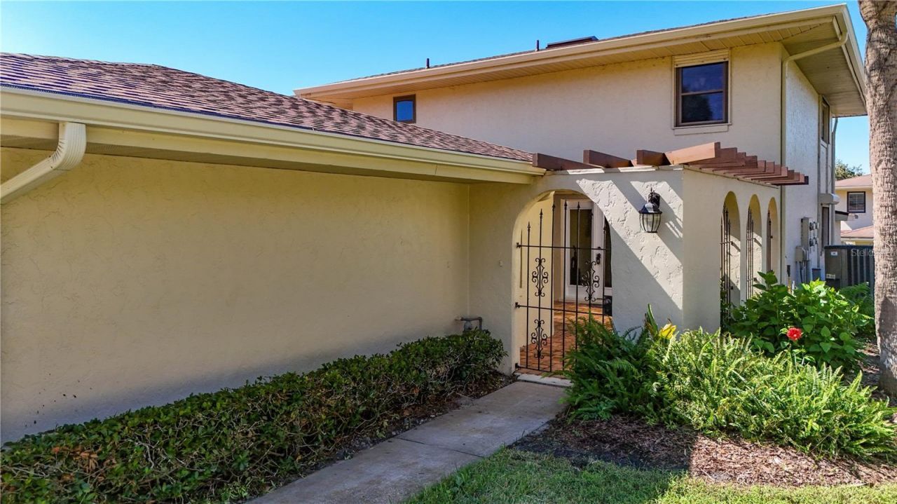 100 Tremain Street , Unit G1, Mount Dora, FL 32757 Photo