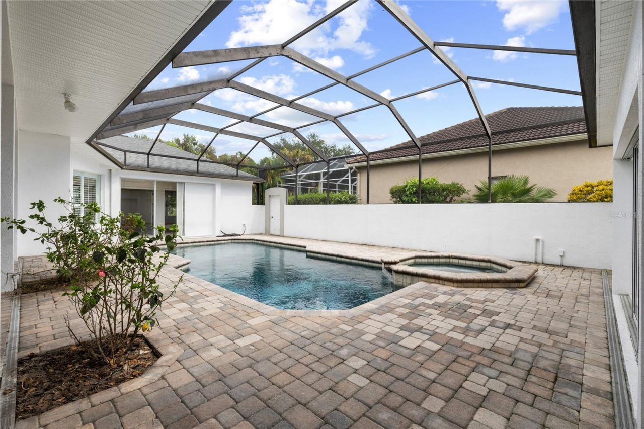 12009 Brewster Drive , Tampa, FL 33626 Photo