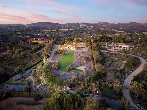 18245 Paseo Victoria , Rancho Santa Fe, CA 92067