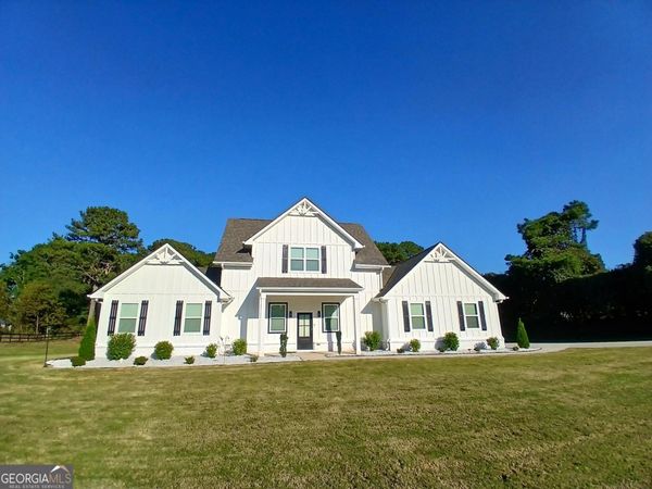 1081 E Lake Road, Mcdonough, GA 30252