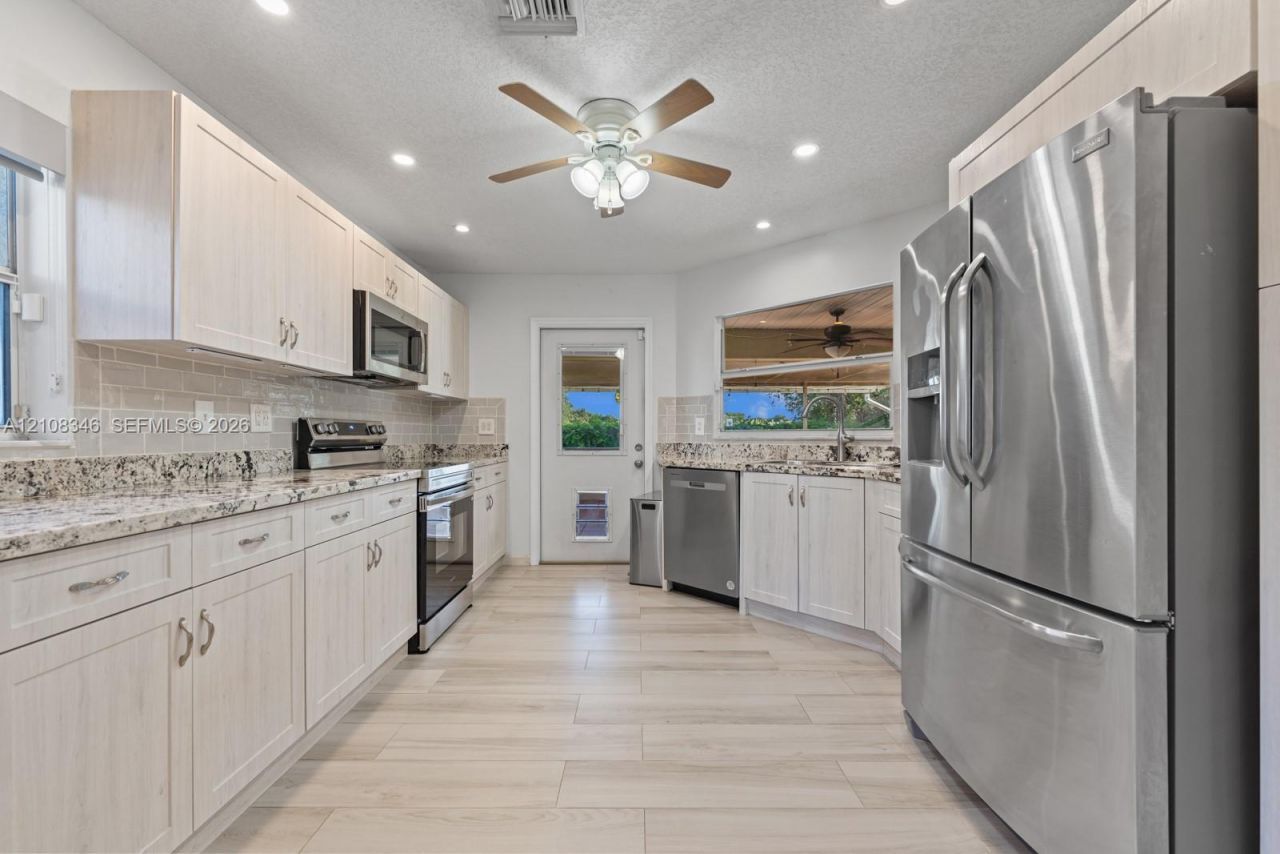 2530 SE 7th Pl, Homestead, FL 33033 Photo