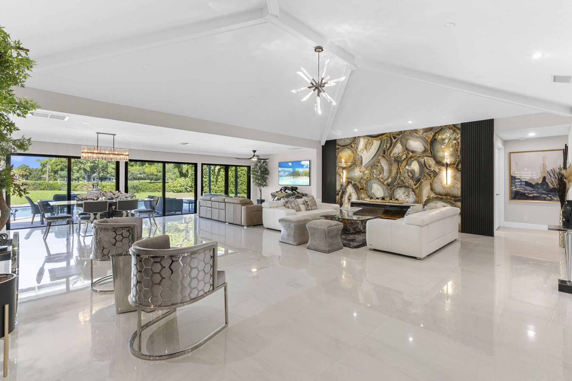 612 Pine Lake Drive, Delray Beach, FL 33445 Photo