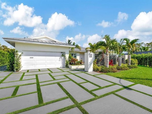 4907 Holly Drive, Tamarac, FL 33319
