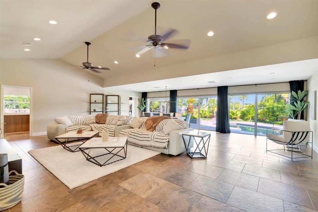 4907 Holly Drive, Tamarac, FL 33319 Photo