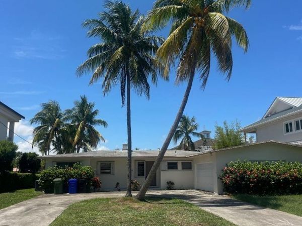 1625 SE 12th Court, Fort Lauderdale, FL 33316