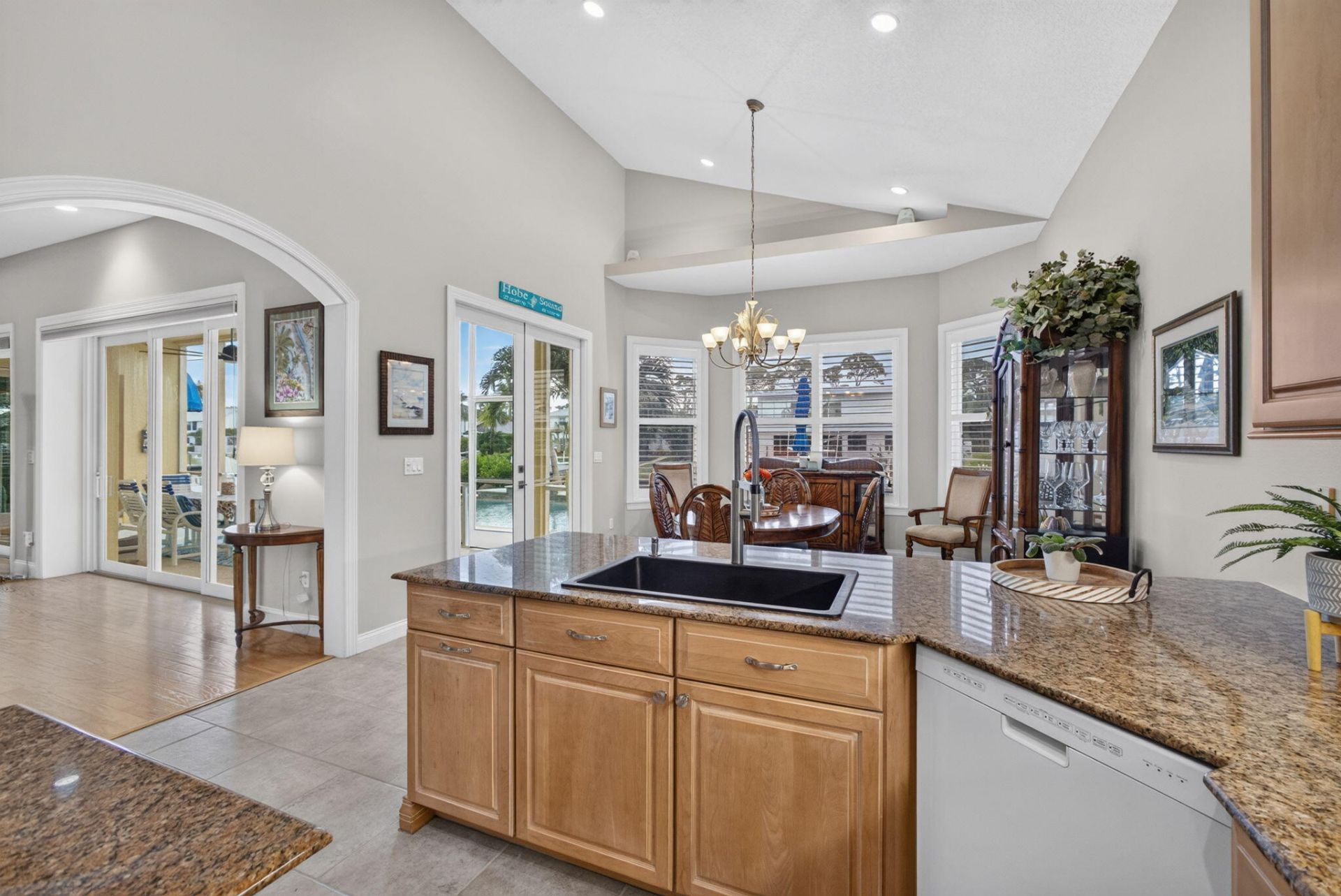 8460 SE Sabal Street, Hobe Sound, FL 33455 Photo