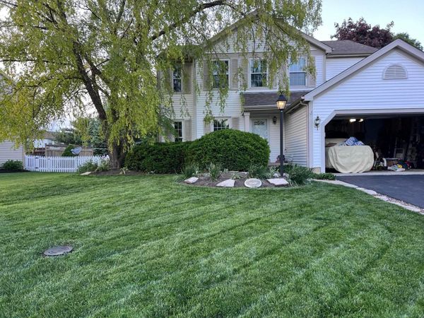 6883 Bay Forest Drive , Westerville, OH 43082