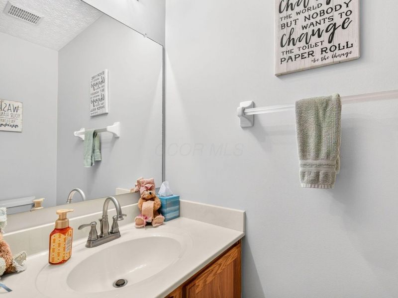 6883 Bay Forest Drive, Westerville, OH 43082 Photo 13