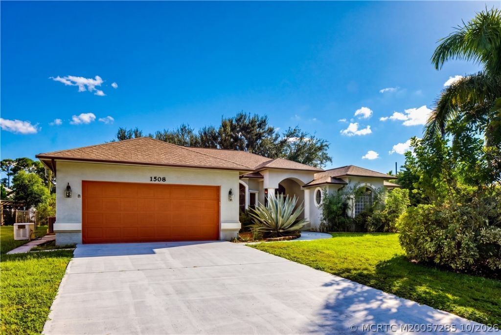 1508 SW Crater Avenue , River Park, FL 34953 Photo
