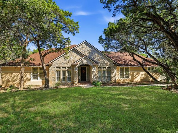 15610 Chinquapin, Helotes, TX 78023