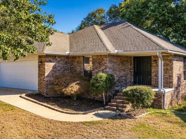 2540 Morse , Conway, AR 72032