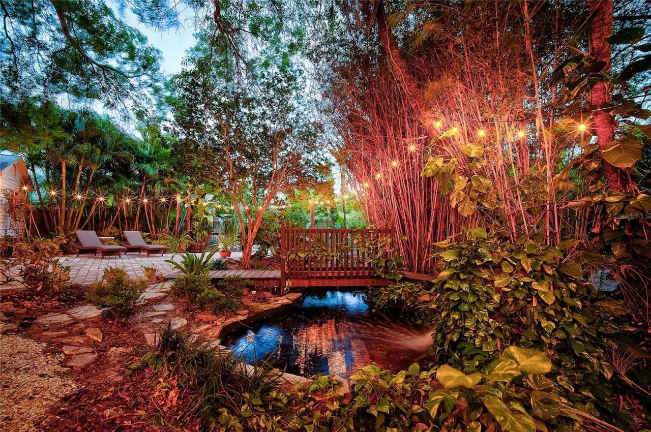 426 Eagles Nest Lane , Sarasota, FL 34243 Photo
