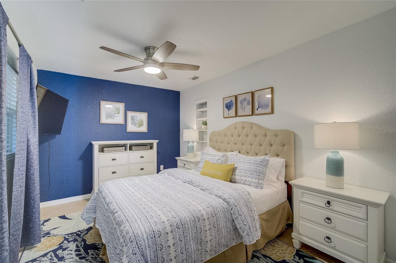 426 Eagles Nest Lane , Sarasota, FL 34243 Photo