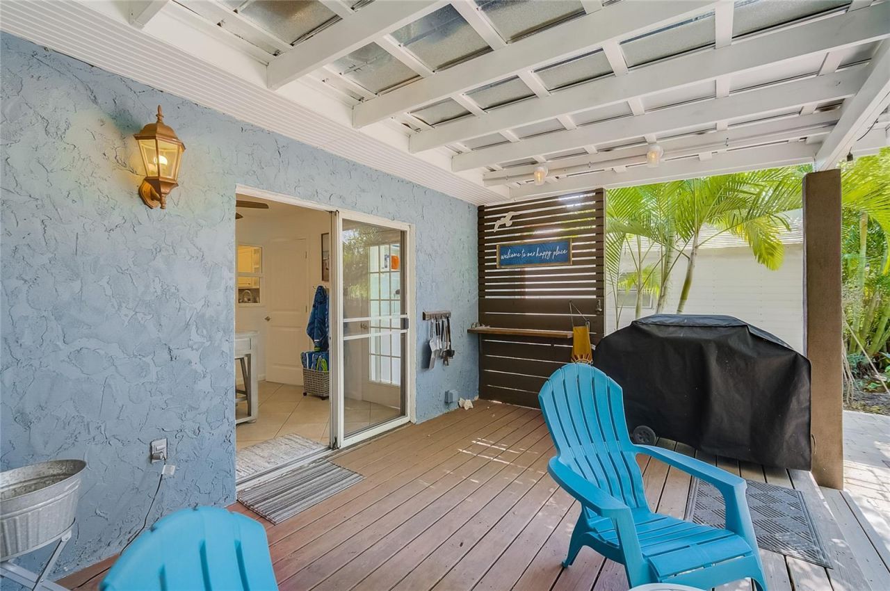 426 Eagles Nest Lane , Sarasota, FL 34243 Photo