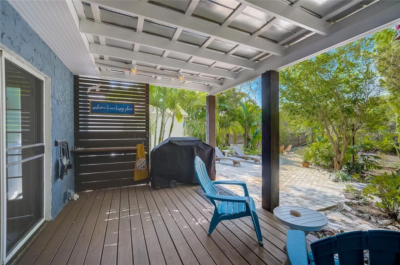 426 Eagles Nest Lane , Sarasota, FL 34243 Photo