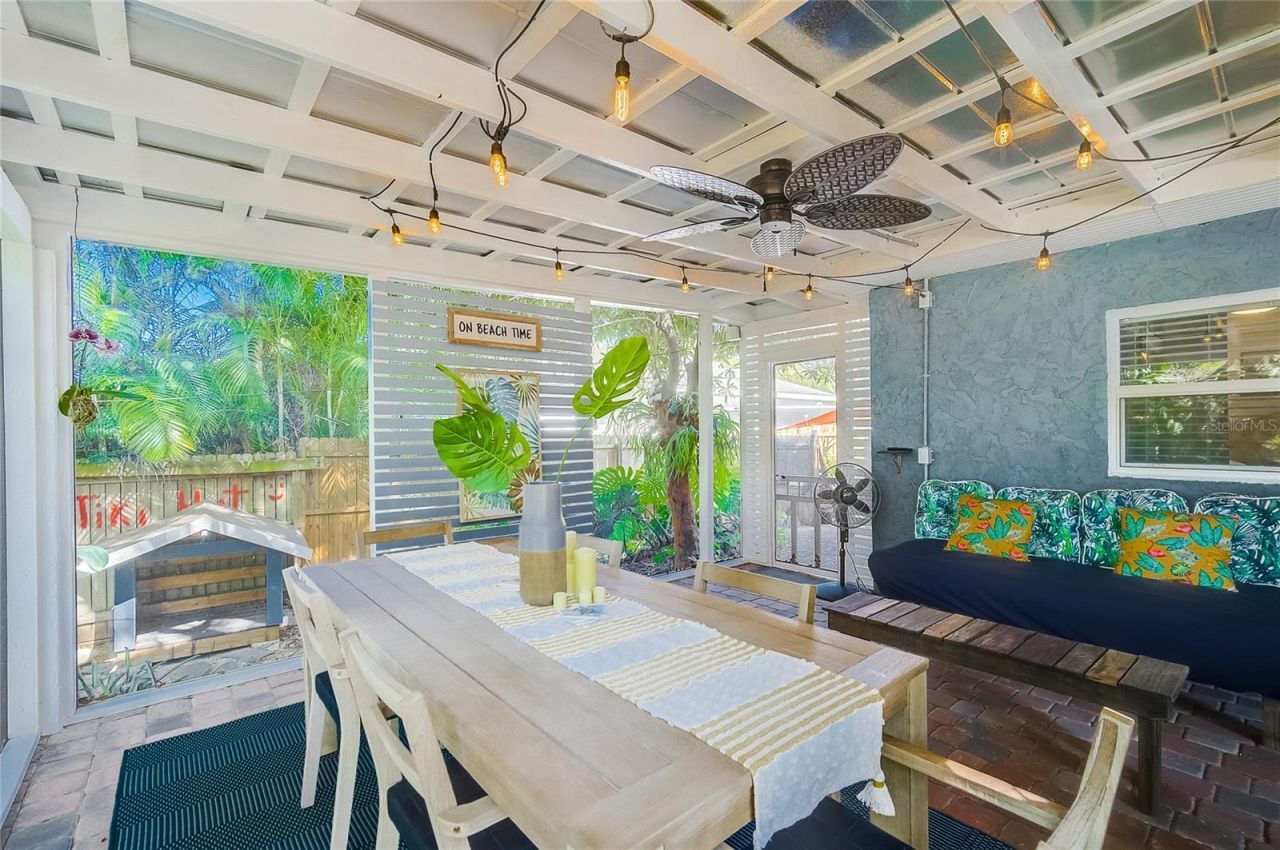 426 Eagles Nest Lane , Sarasota, FL 34243 Photo