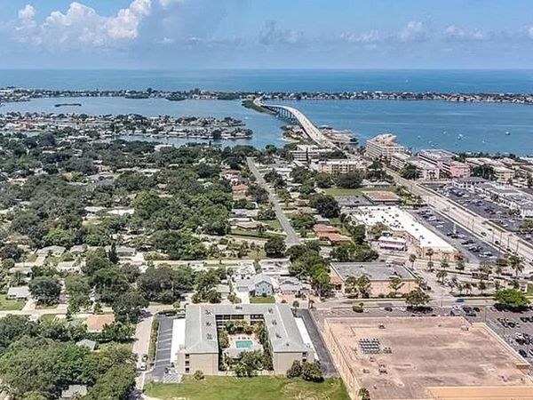 215 VALENCIA BOULEVARD, Unit 107, BELLEAIR BLUFFS, FL 33770