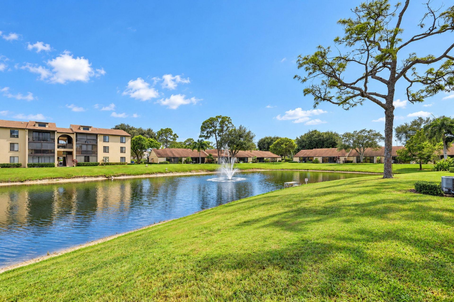 604 Sea Pine Way, Unit C, Greenacres, FL 33415 Photo