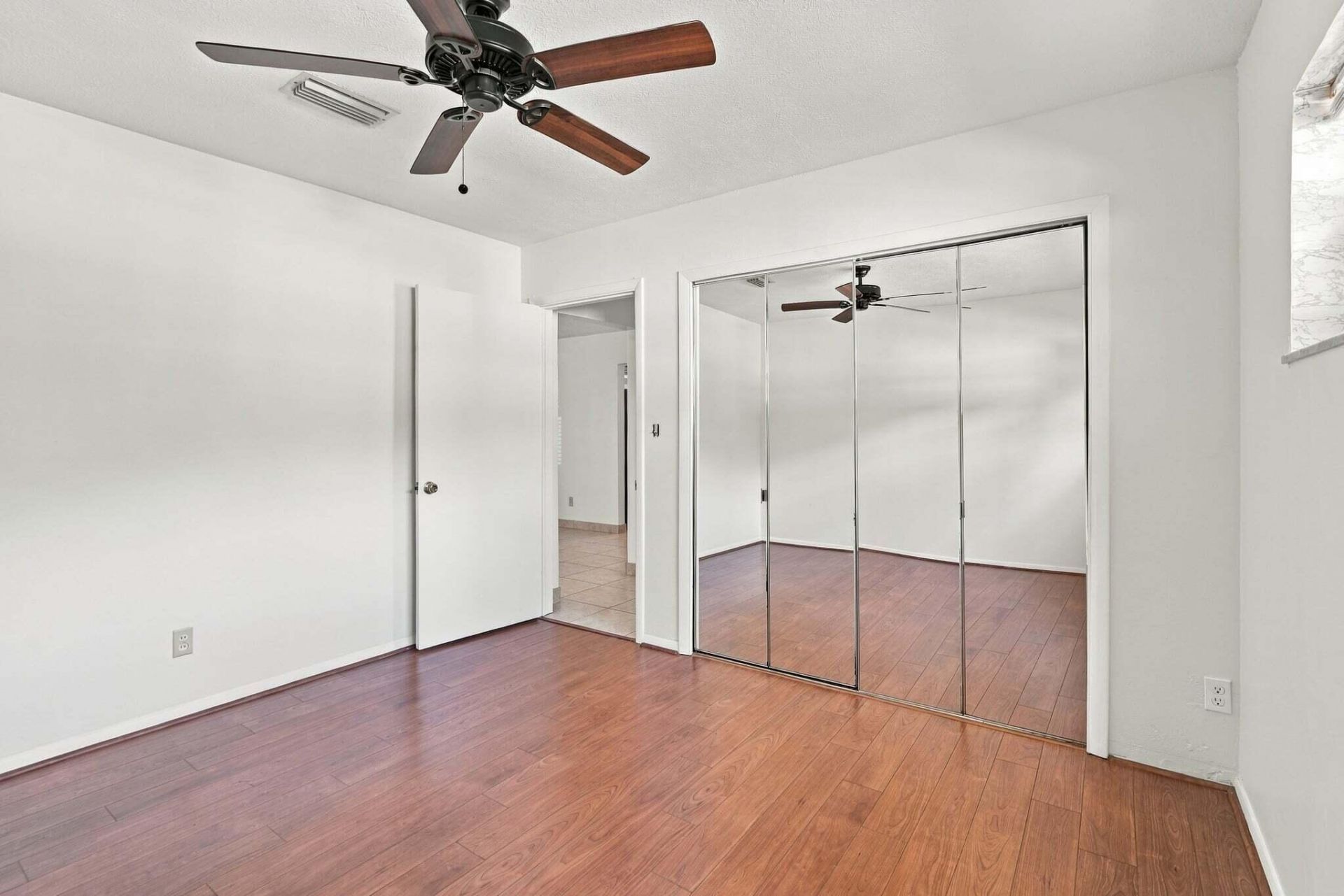336 Chamberlain Boulevard, St. Lucie Village, FL 34946 Photo