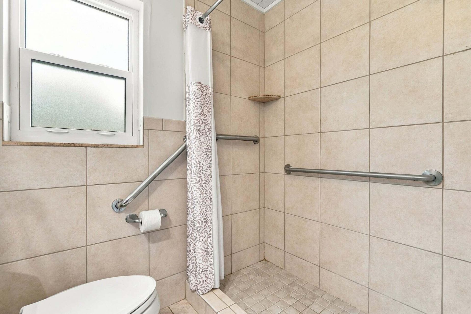 336 Chamberlain Boulevard, St. Lucie Village, FL 34946 Photo