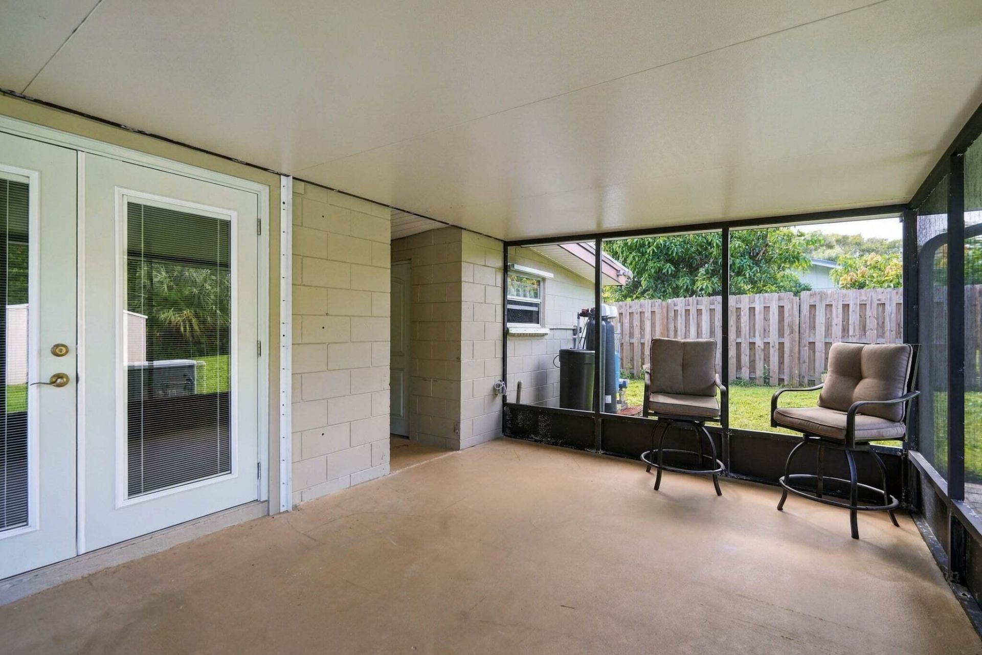 336 Chamberlain Boulevard, St. Lucie Village, FL 34946 Photo