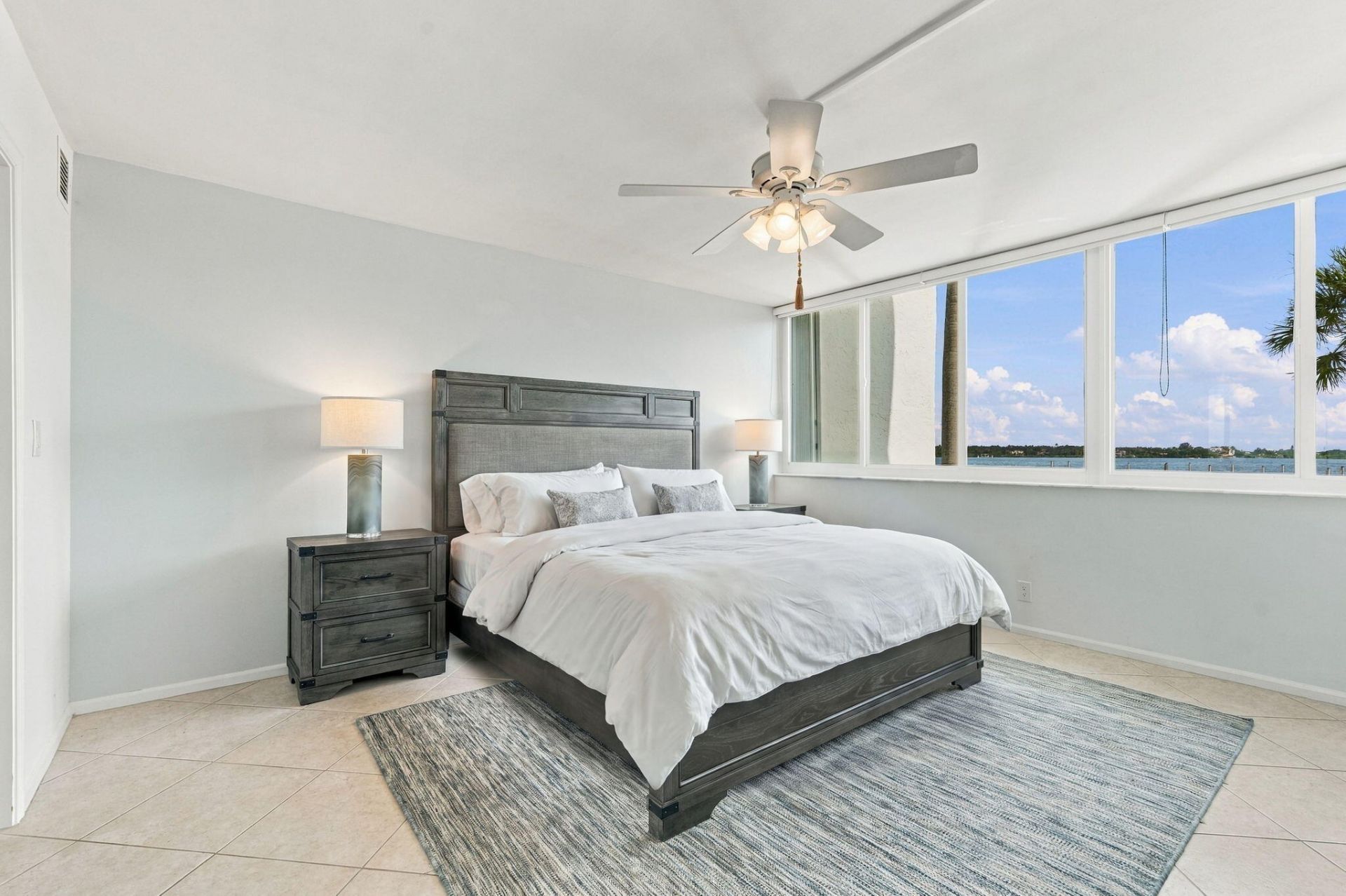 8200 Lakeshore Drive, Unit 2020, Hypoluxo, FL 33462 Photo