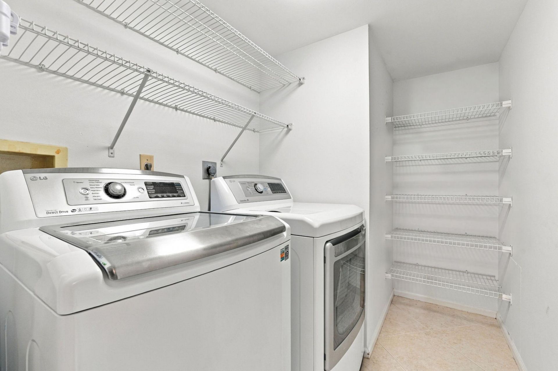 8200 Lakeshore Drive, Unit 2020, Hypoluxo, FL 33462 Photo