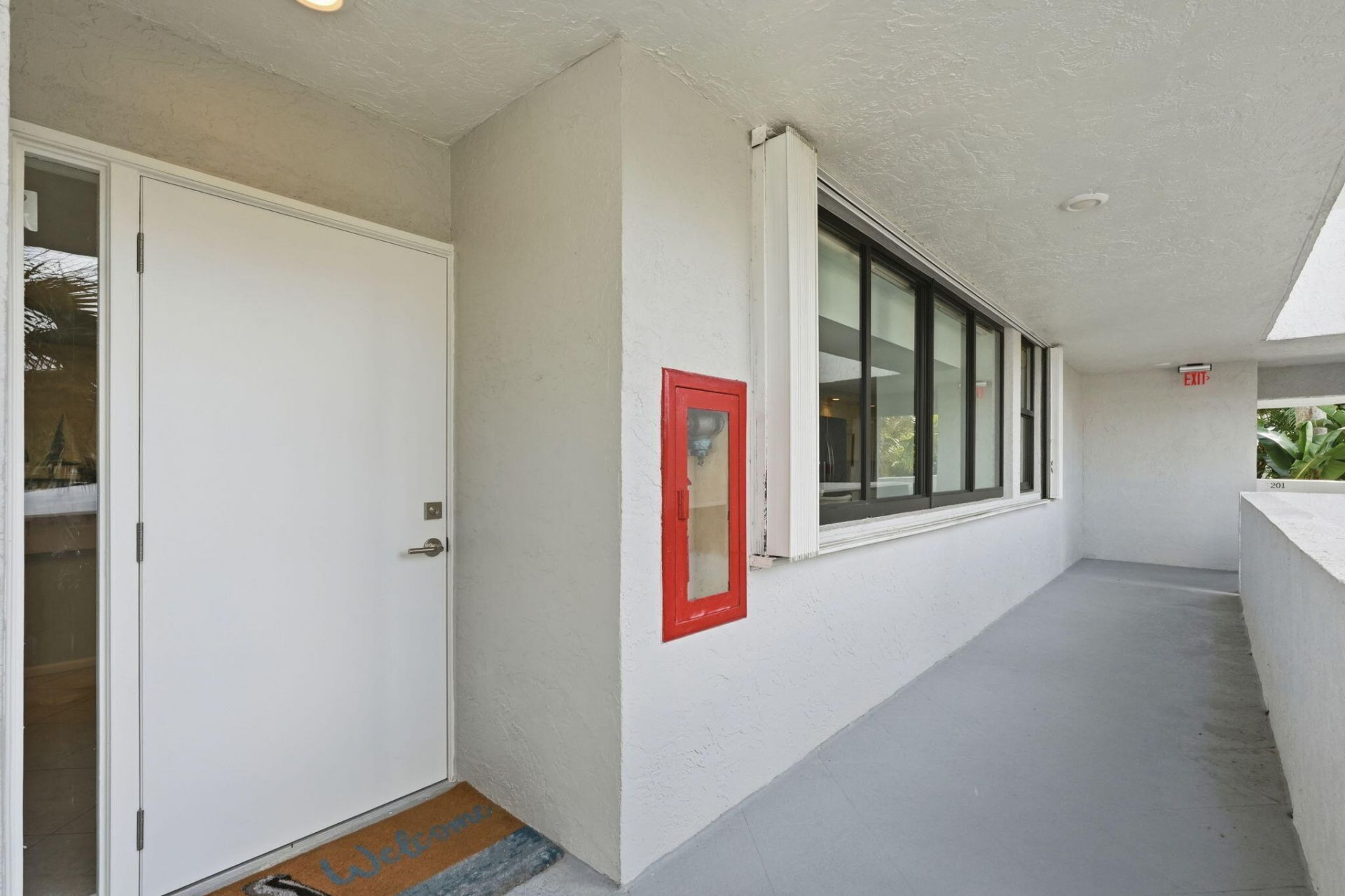 8200 Lakeshore Drive, Unit 2020, Hypoluxo, FL 33462 Photo