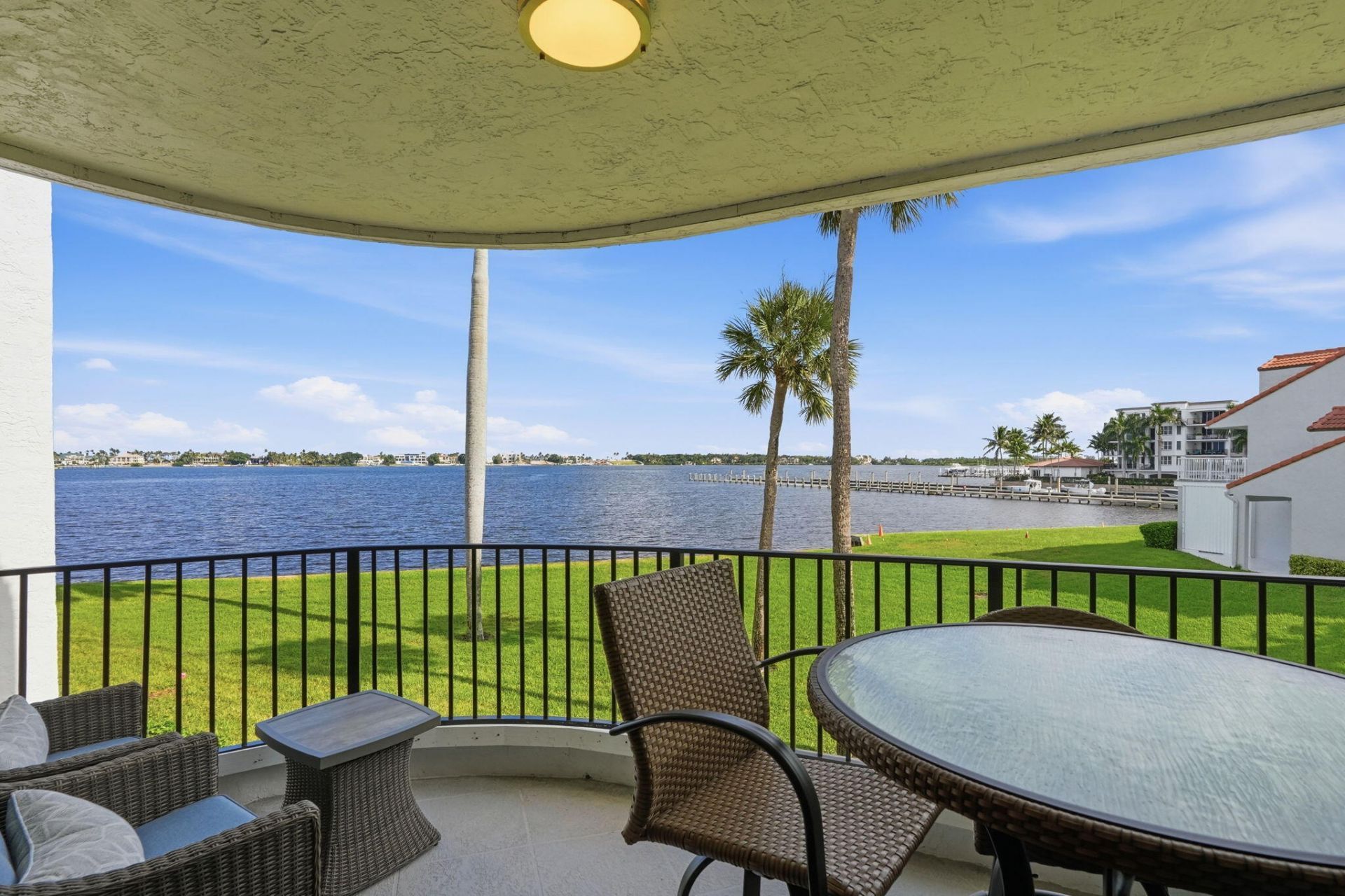 8200 Lakeshore Drive, Unit 2020, Hypoluxo, FL 33462 Photo