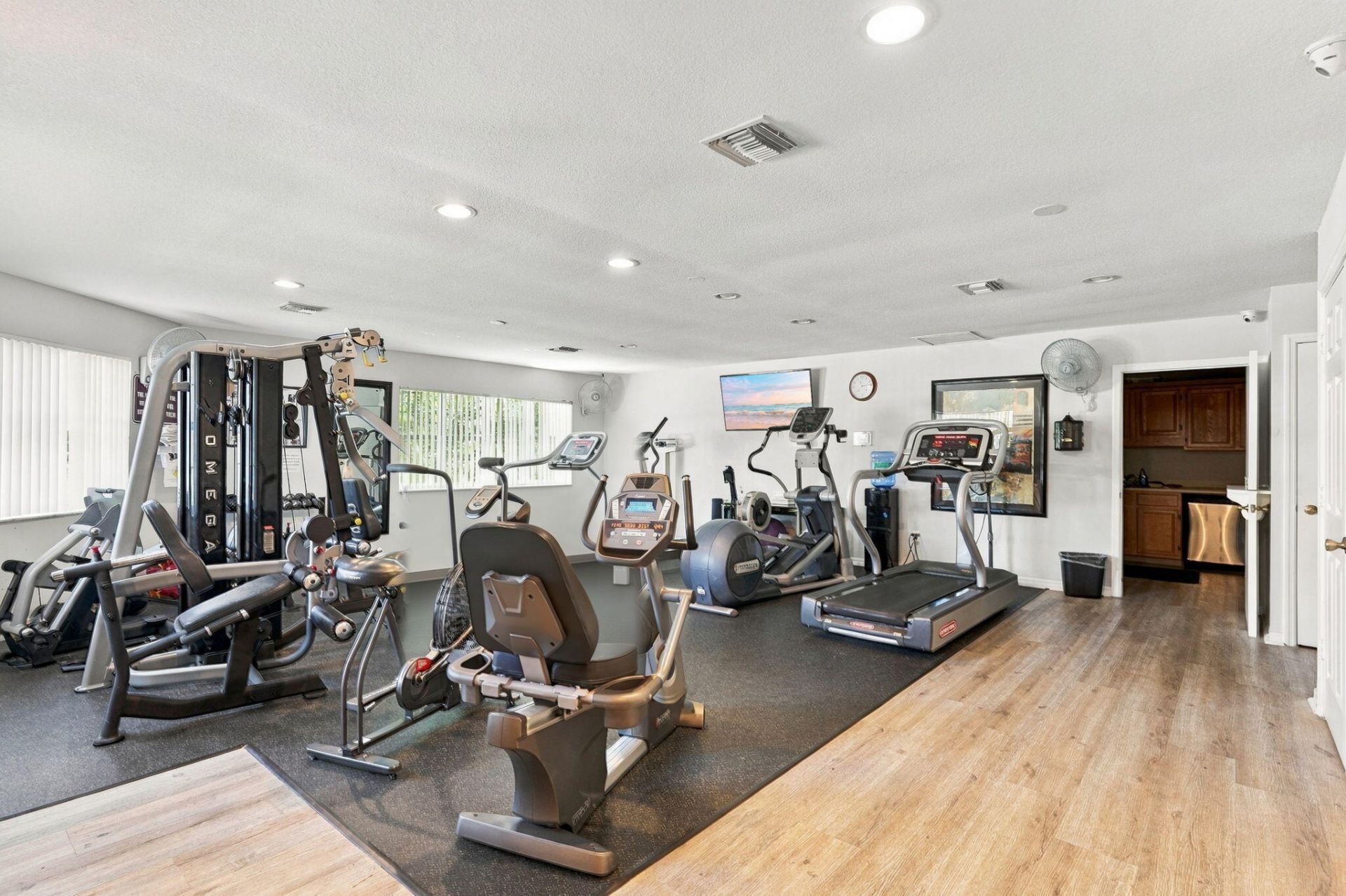 8200 Lakeshore Drive, Unit 2020, Hypoluxo, FL 33462 Photo