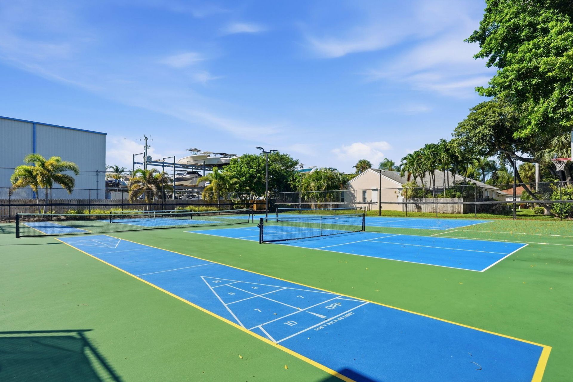 8200 Lakeshore Drive, Unit 2020, Hypoluxo, FL 33462 Photo