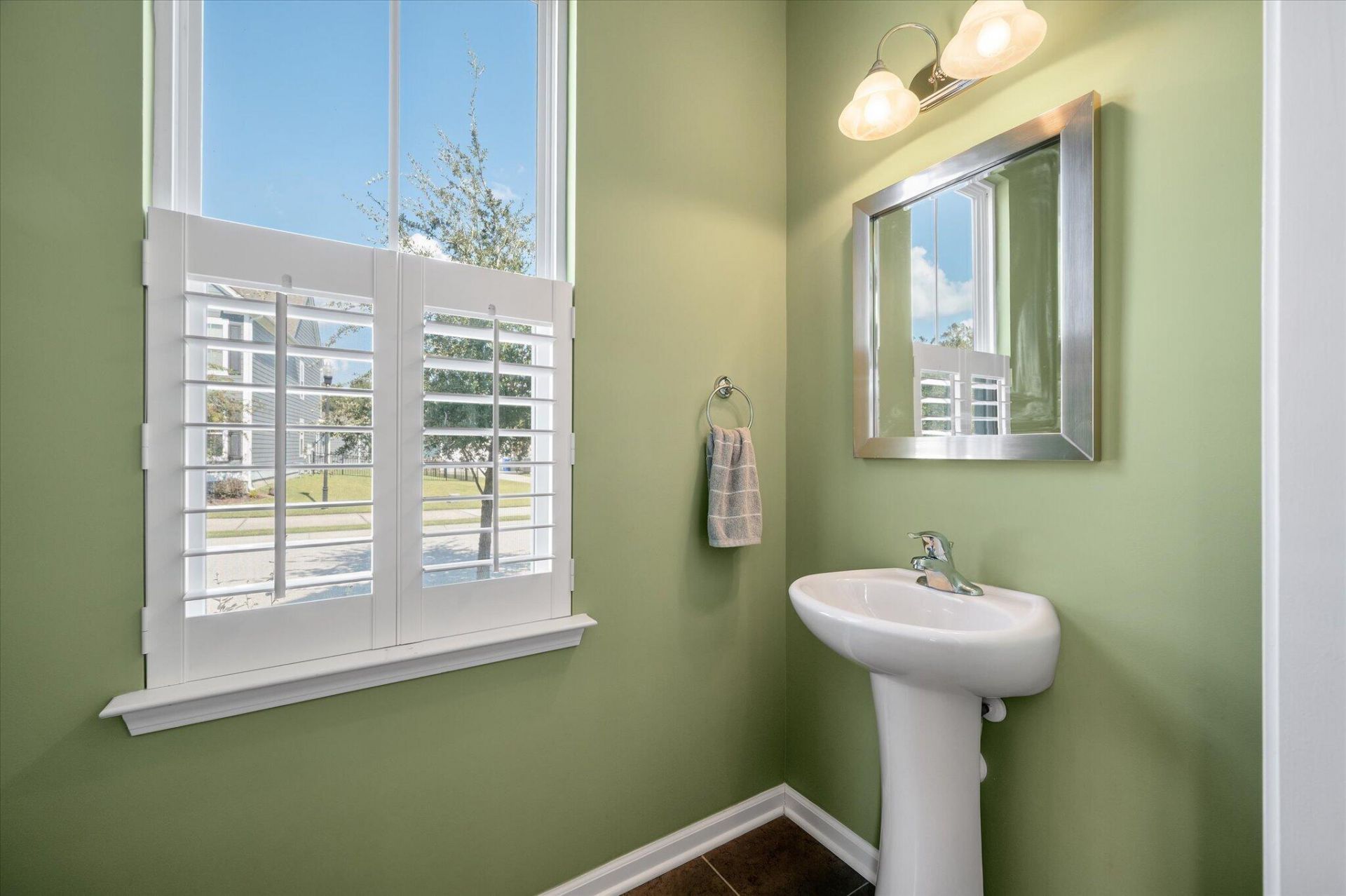 2889 Rutherford Way Photo 24