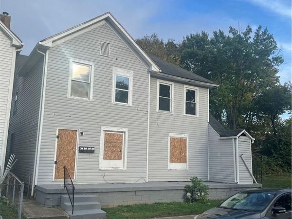 48 S Monmouth Street, Dayton, OH 45403