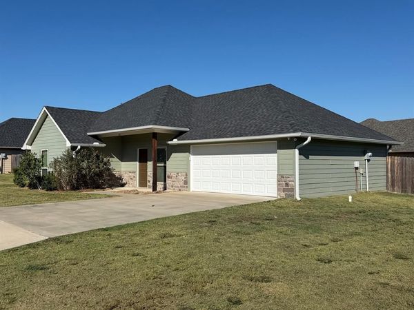 105 Oliver Wendell Court, Mount Vernon, TX 75457