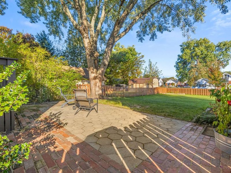 4324 Orchard Lane, Deer Park, OH 45236 Photo 4