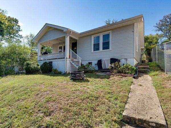 1004 Boylston Street, Chattanooga, TN 37405
