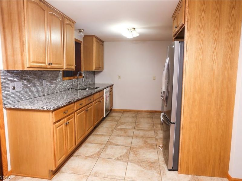 315 Noble Place, Massillon, OH 44647 Photo 2