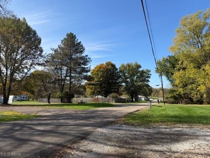 5181 Ford Street, Louisville, OH 44641 Photo 6