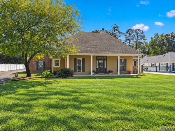 7516 Wascom Ln, Greenwell Springs, LA 70739