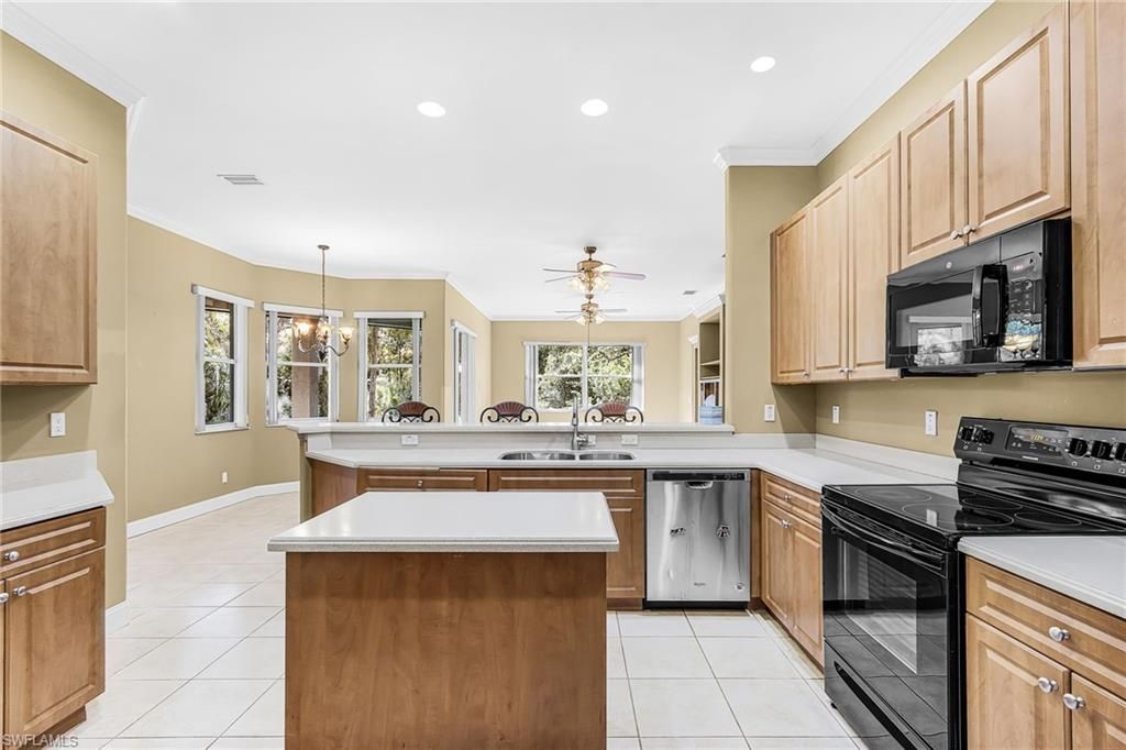 1784 22nd Ave Ne, Naples, FL 34120 Photo