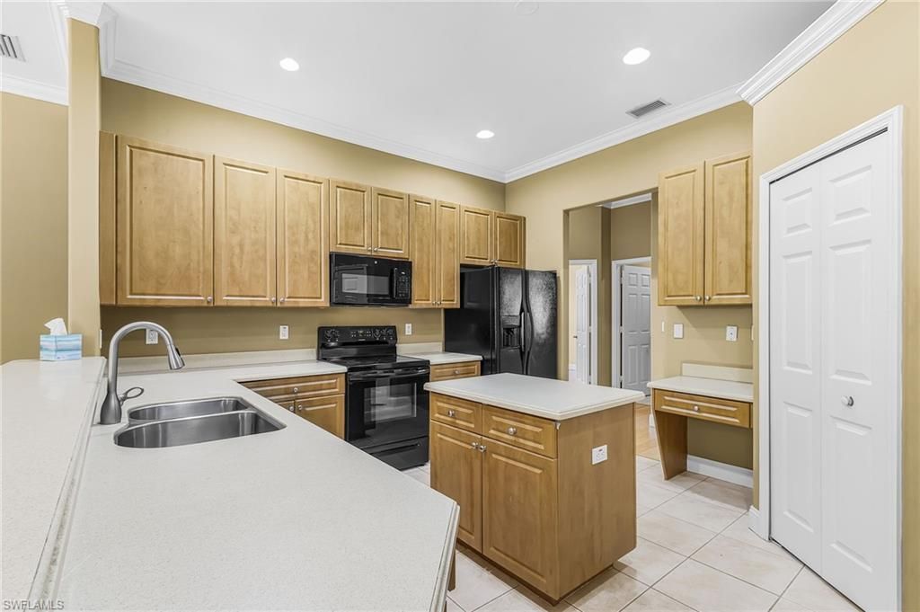 1784 22nd Ave Ne, Naples, FL 34120 Photo