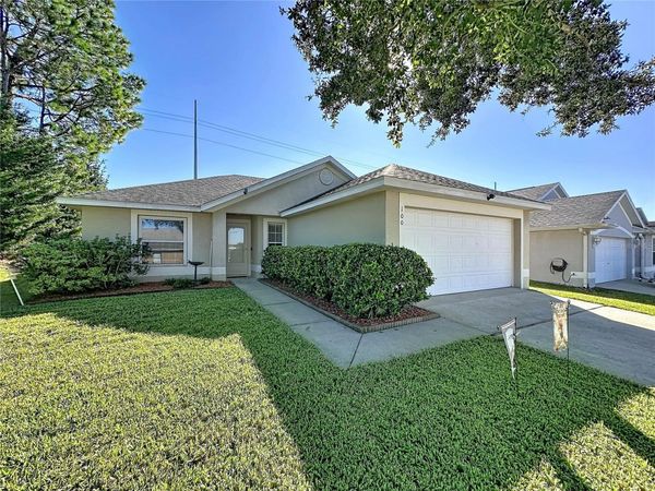 100 HALSTEAD DR , DAVENPORT, FL 33897