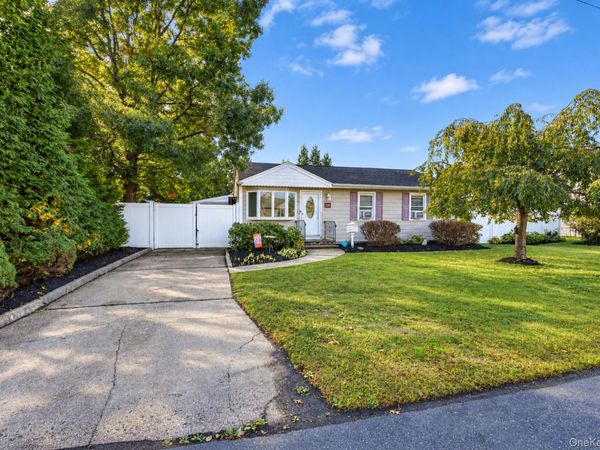 1331 3rd Street , West Babylon, NY 11704