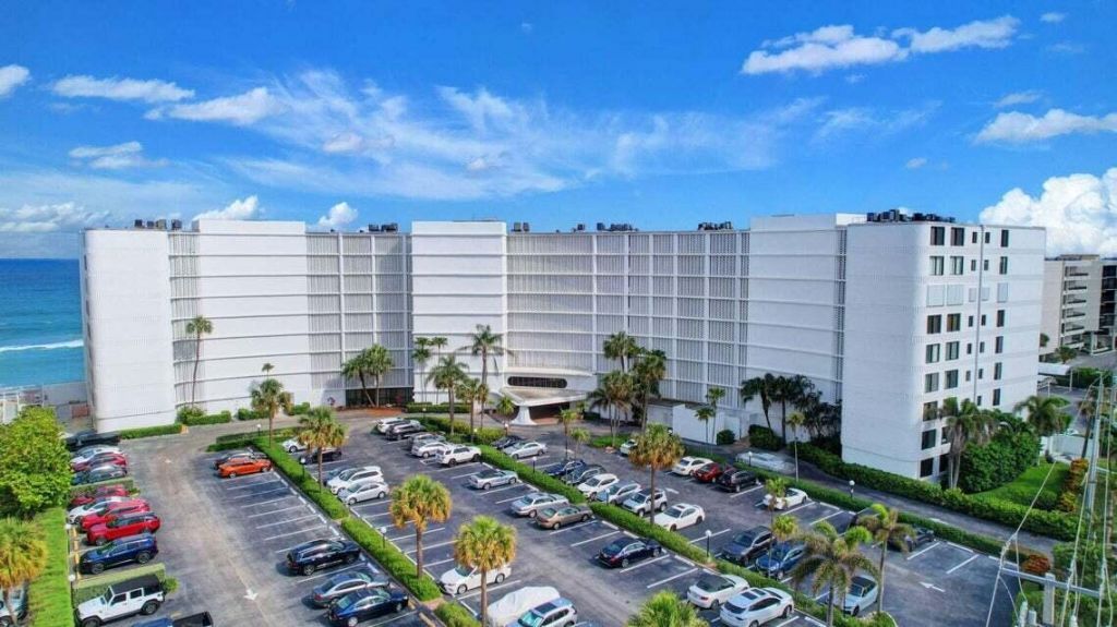 3590 S Ocean Boulevard, Unit 104, South Palm Beach, FL 33480 Photo