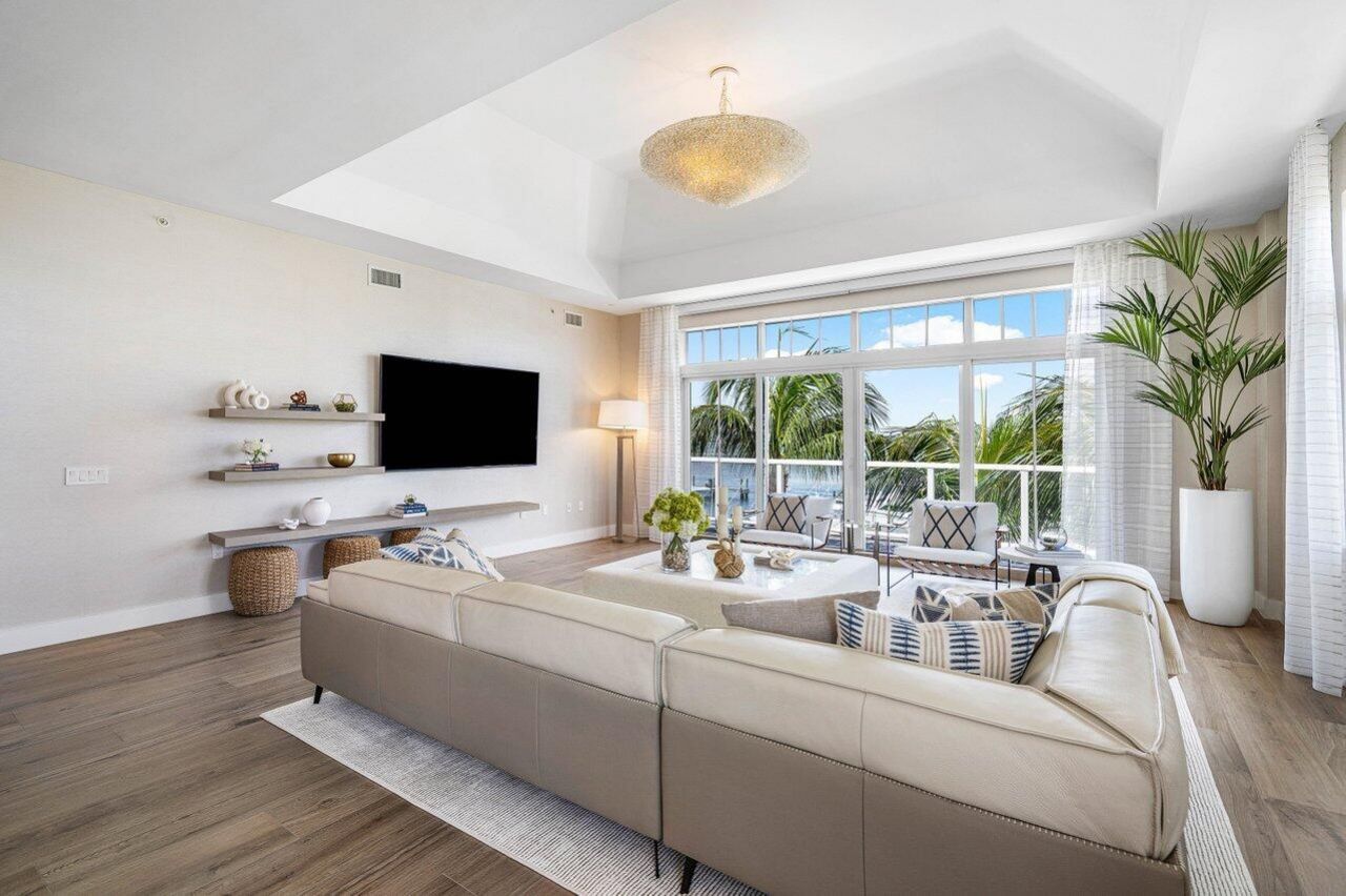 176 Lake Drive, Unit 1102, Palm Beach Shores, FL 33404 Photo