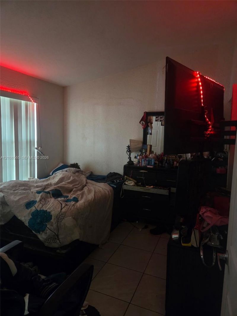 18051 NW 41st Pl , Miami Gardens, FL 33055 Photo