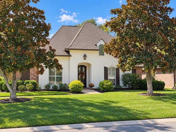 15840 Parkside Ct, Baton Rouge, LA 70817