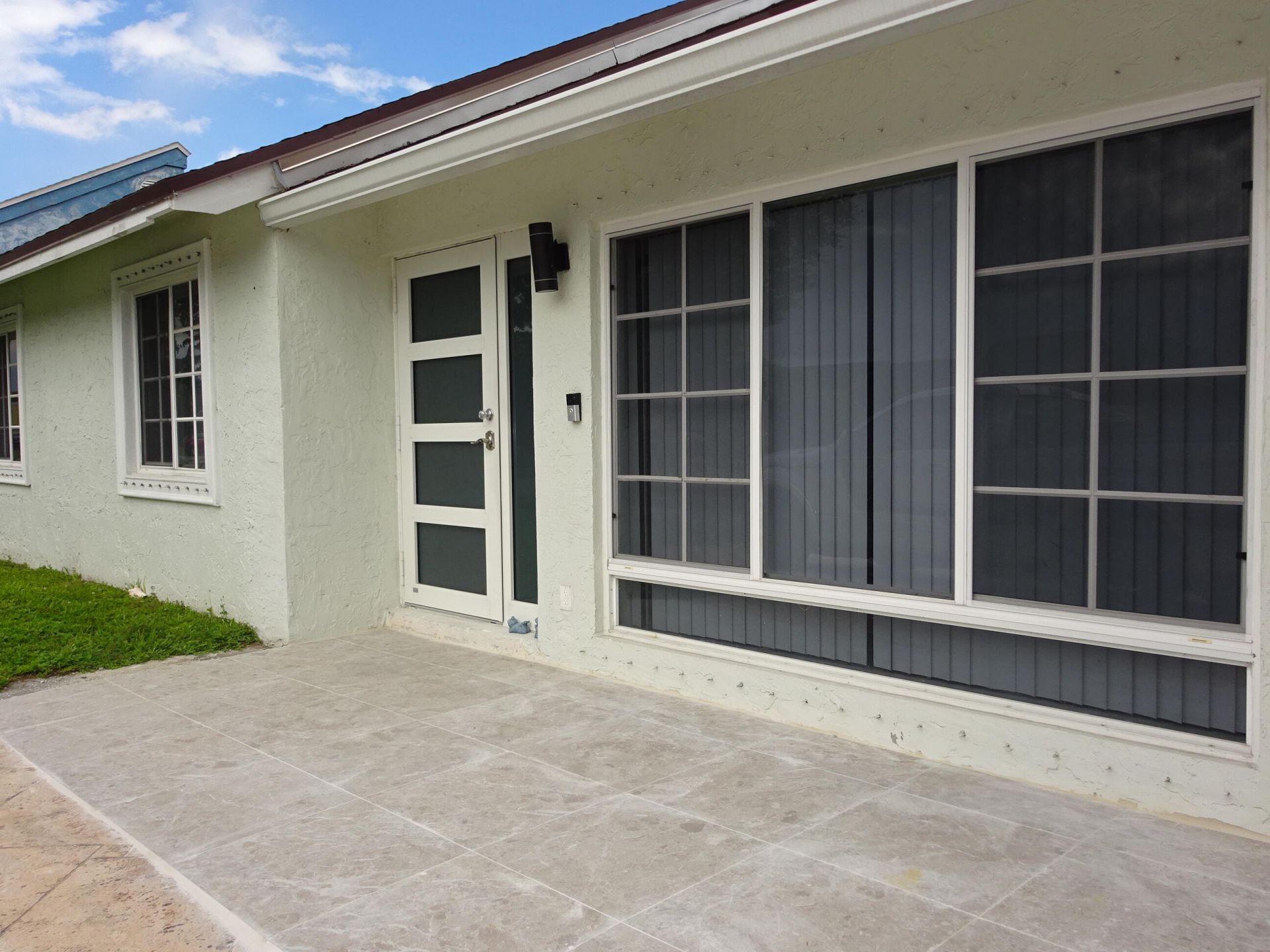 9211 S Cypress Circle, Miramar, FL 33025 Photo